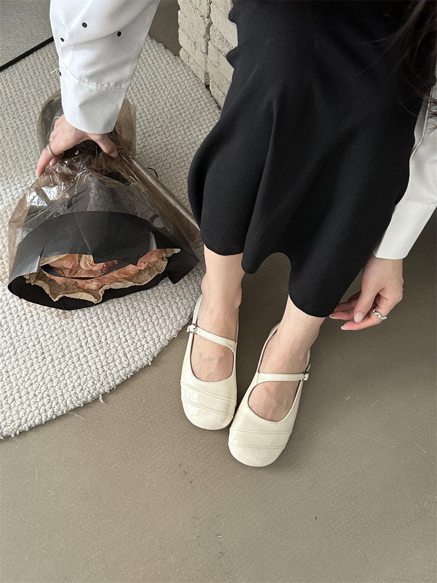 French Retro Round Toe Mary Jane Shoes with One-Strap Buckle Flat Casual Women's Shoes 2024