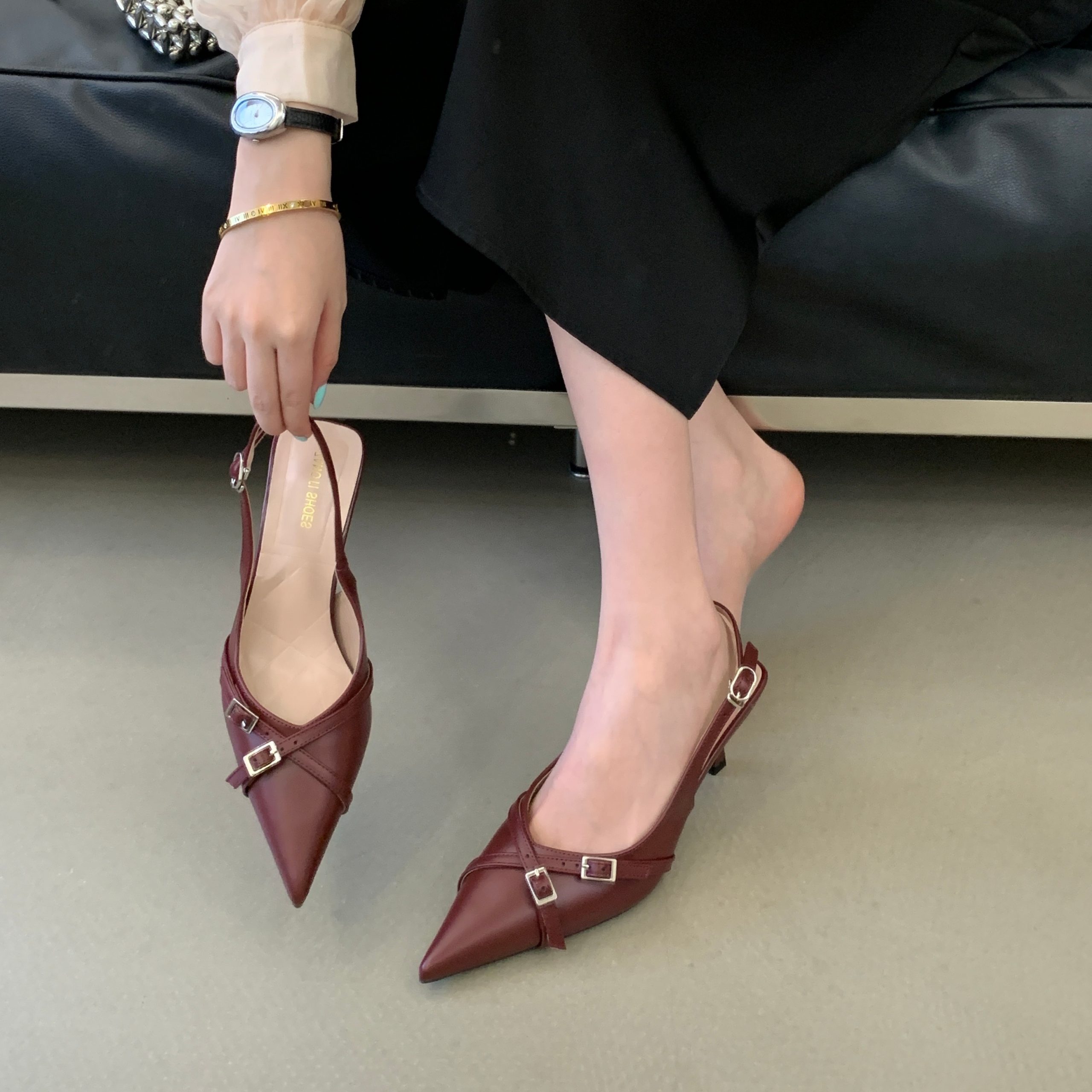 2026 Summer New French Fashion Pointed Toe Back Strap Thin Heel Women's Sandals