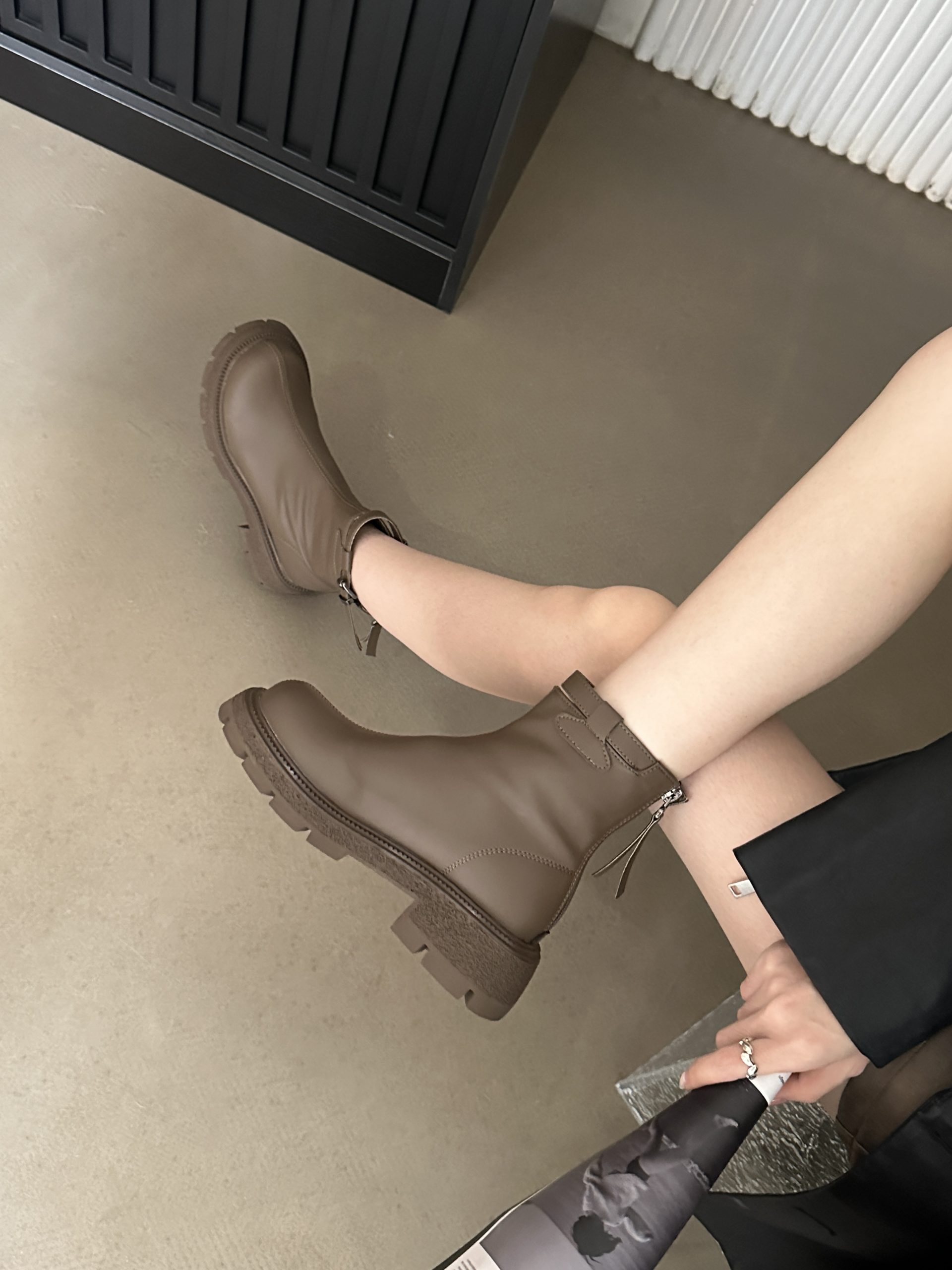Crape Myrtle 2024 Winter New Side Buckle Thick Sole Chunky Heel Slim Short Boots Women Martin Boots