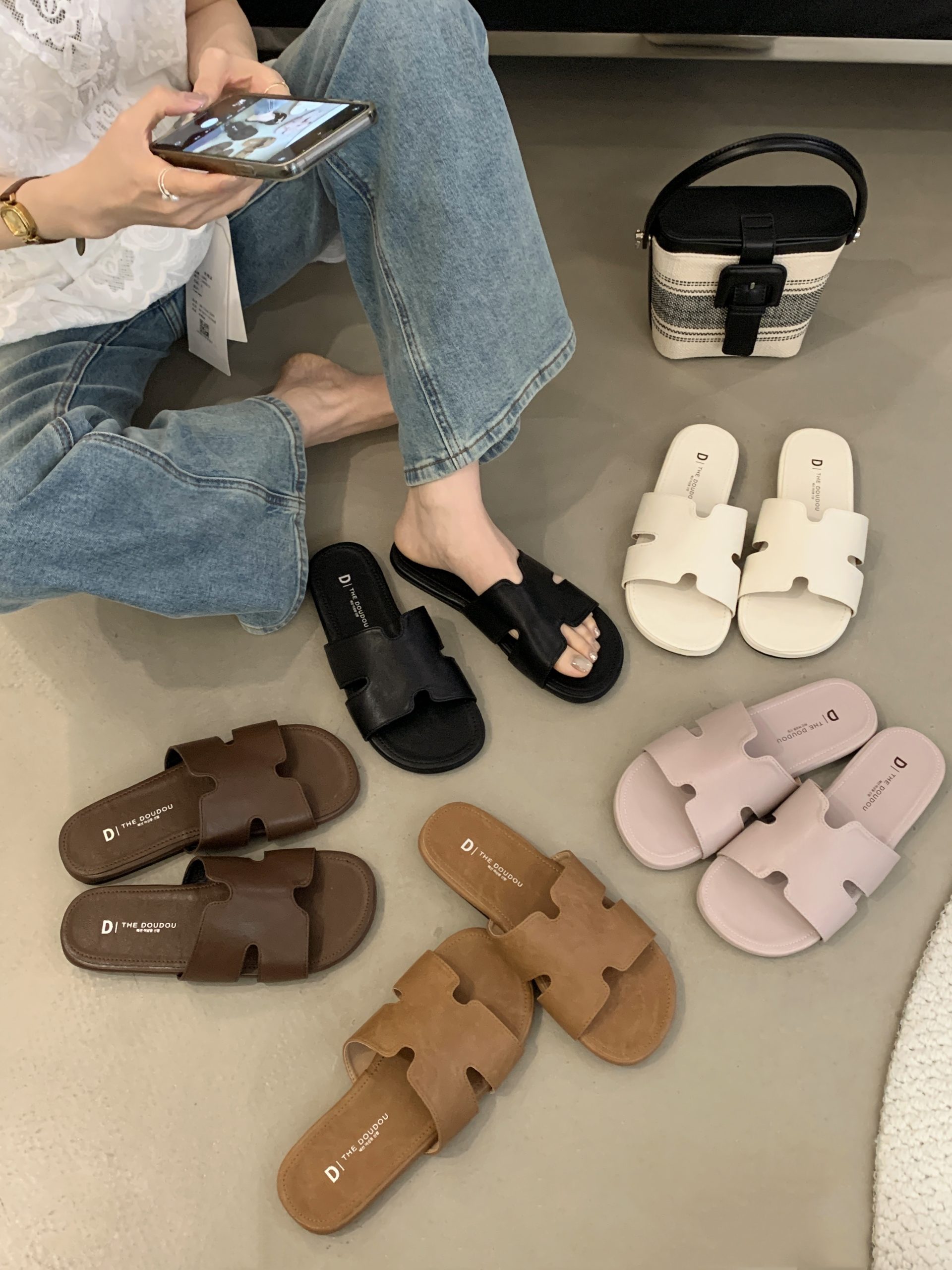 Designer Flat Silver Slippers for Women Summer Beach Sandals Casual Shoes
